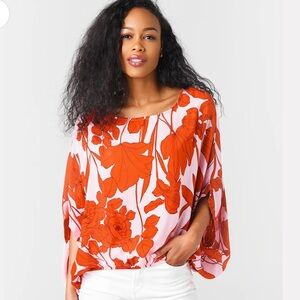 STARK X
WOMEN'S WIDE BODY ELASTIC HEM PRINTED TOP Size XS